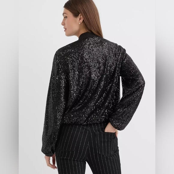 Loft-Bomber Jacket. - Picture 5 of 9